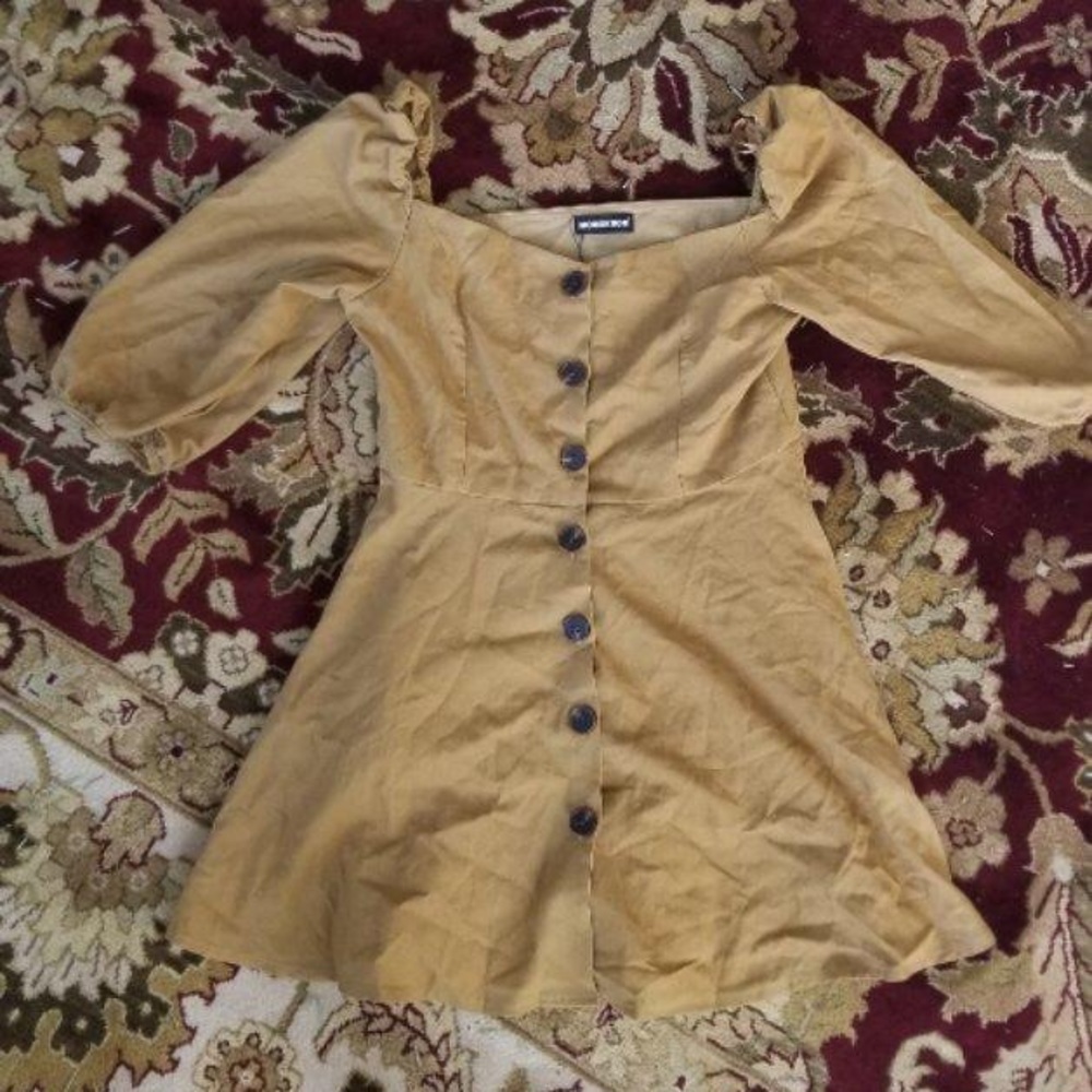 Horn Button Square neck dress 10